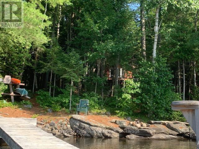 6547 Kennisis Lake Road, Dysart Et Al, Ontario  K0M 1S0 - Photo 33 - X12094804