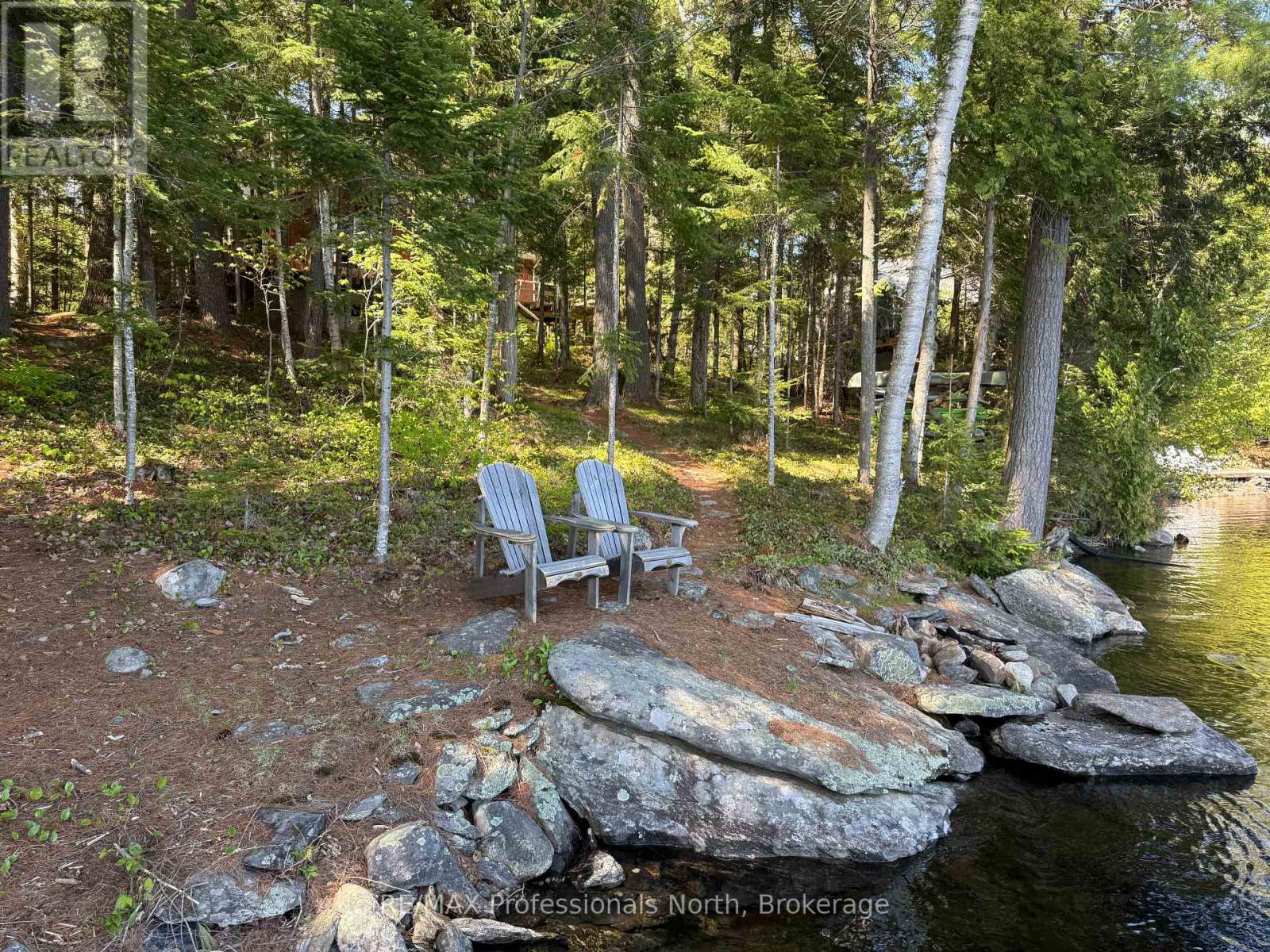 6547 Kennisis Lake Road, Dysart Et Al, Ontario  K0M 1S0 - Photo 42 - X12094804