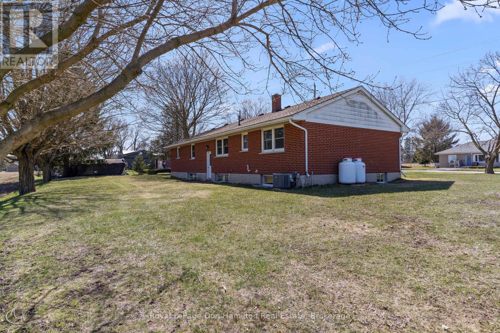 8119 Rd 177, North Perth, Ontario  N4W 3G6 - Photo 4 - X12094872
