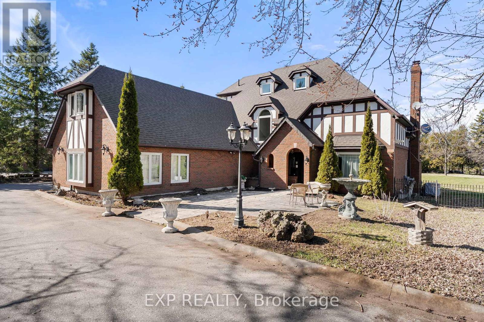 Property at 18 BRULE TRAIL image 2
