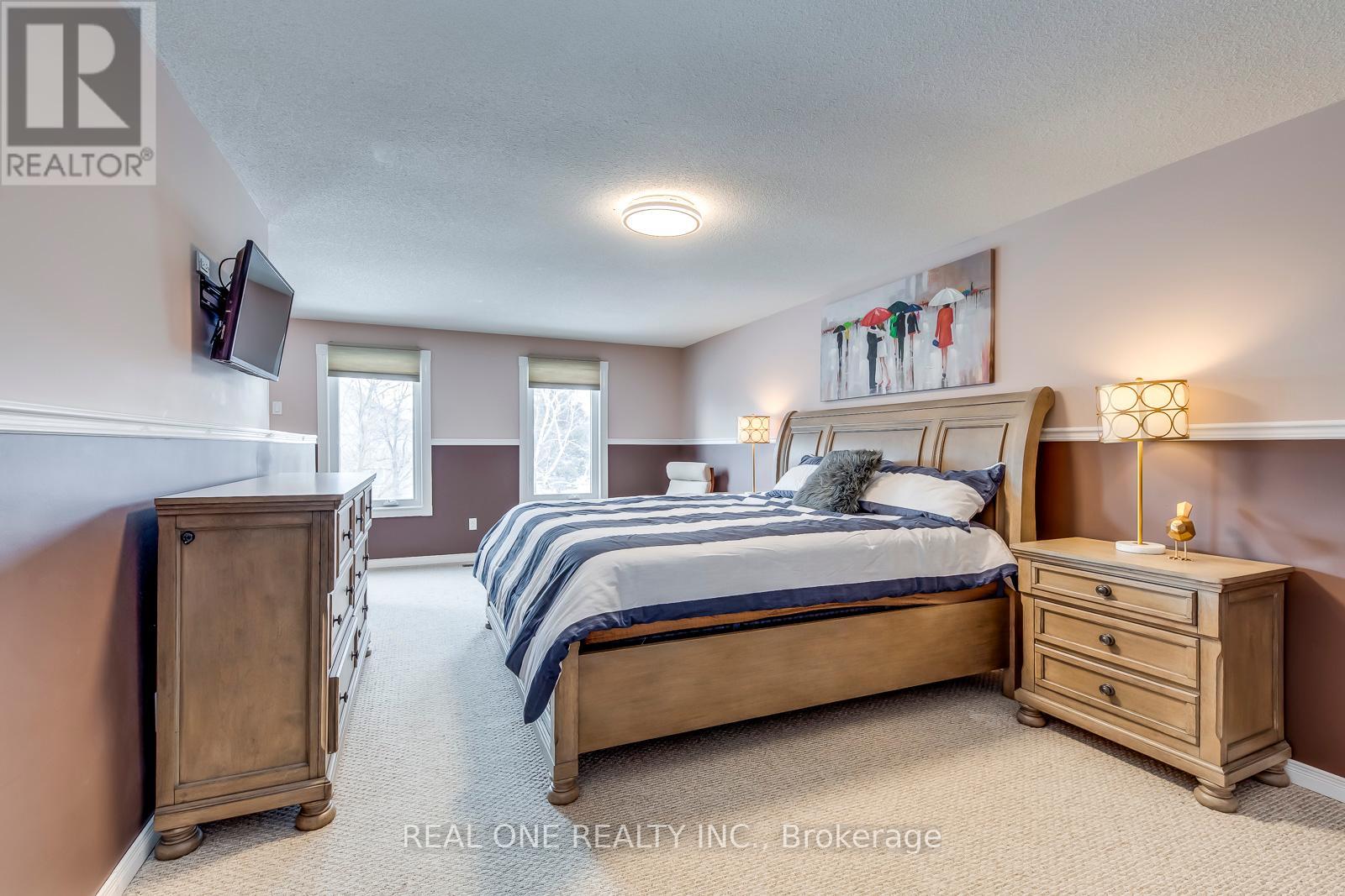1389 Heritage Way, Oakville, Ontario  L6M 3C2 - Photo 17 - W12094839