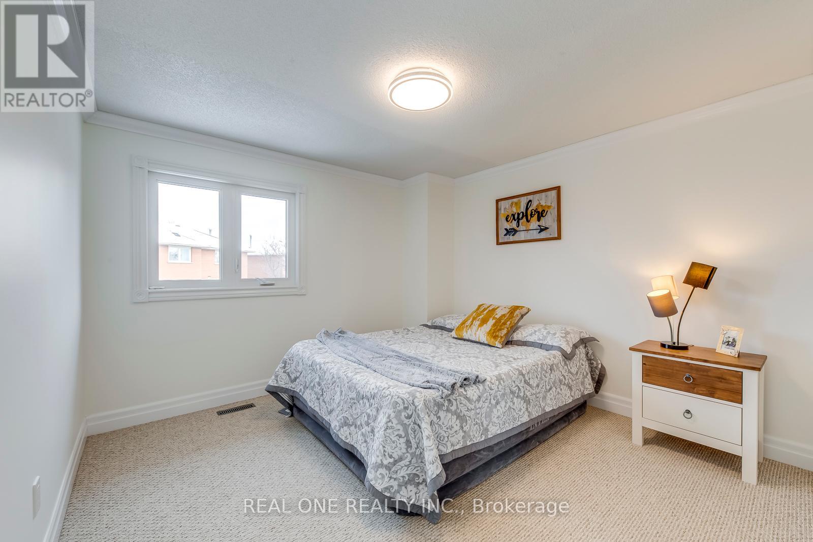 1389 Heritage Way, Oakville, Ontario  L6M 3C2 - Photo 22 - W12094839