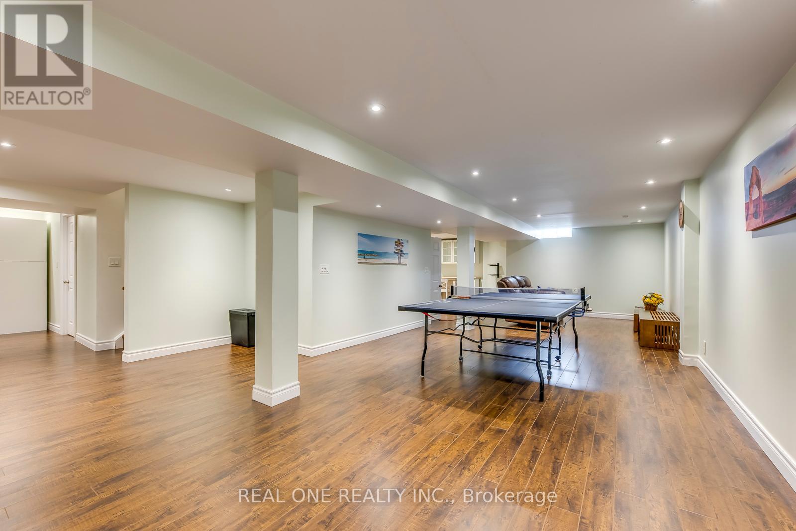 1389 Heritage Way, Oakville, Ontario  L6M 3C2 - Photo 27 - W12094839