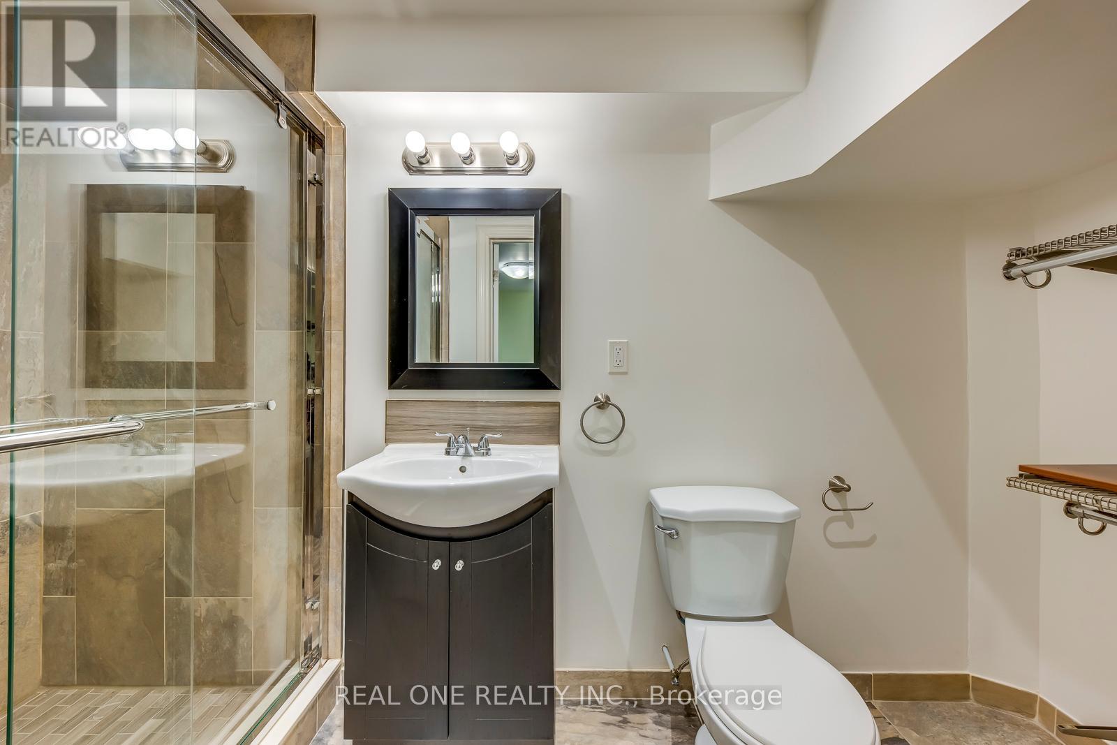 1389 Heritage Way, Oakville, Ontario  L6M 3C2 - Photo 33 - W12094839
