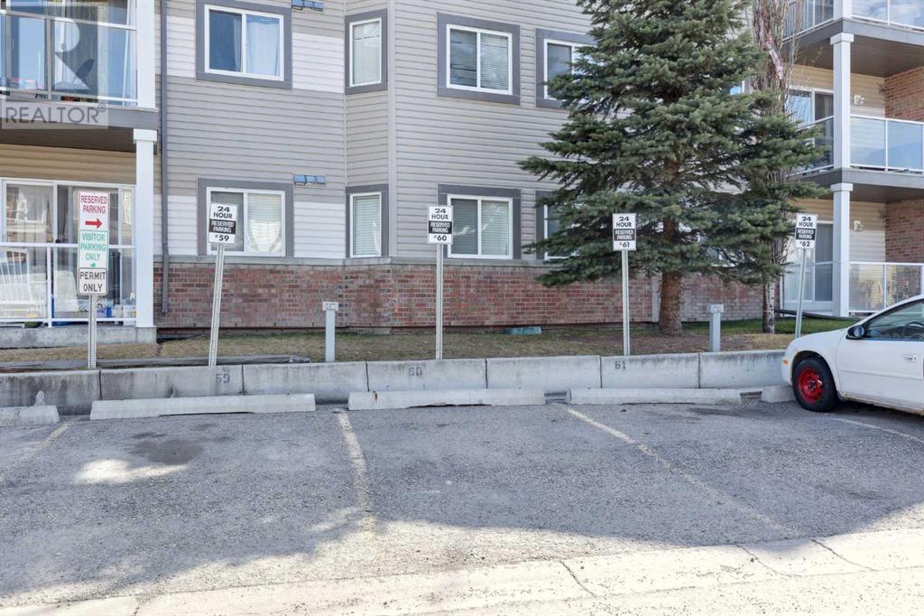 Property at 221, 92 Saddletree Court NE image 4
