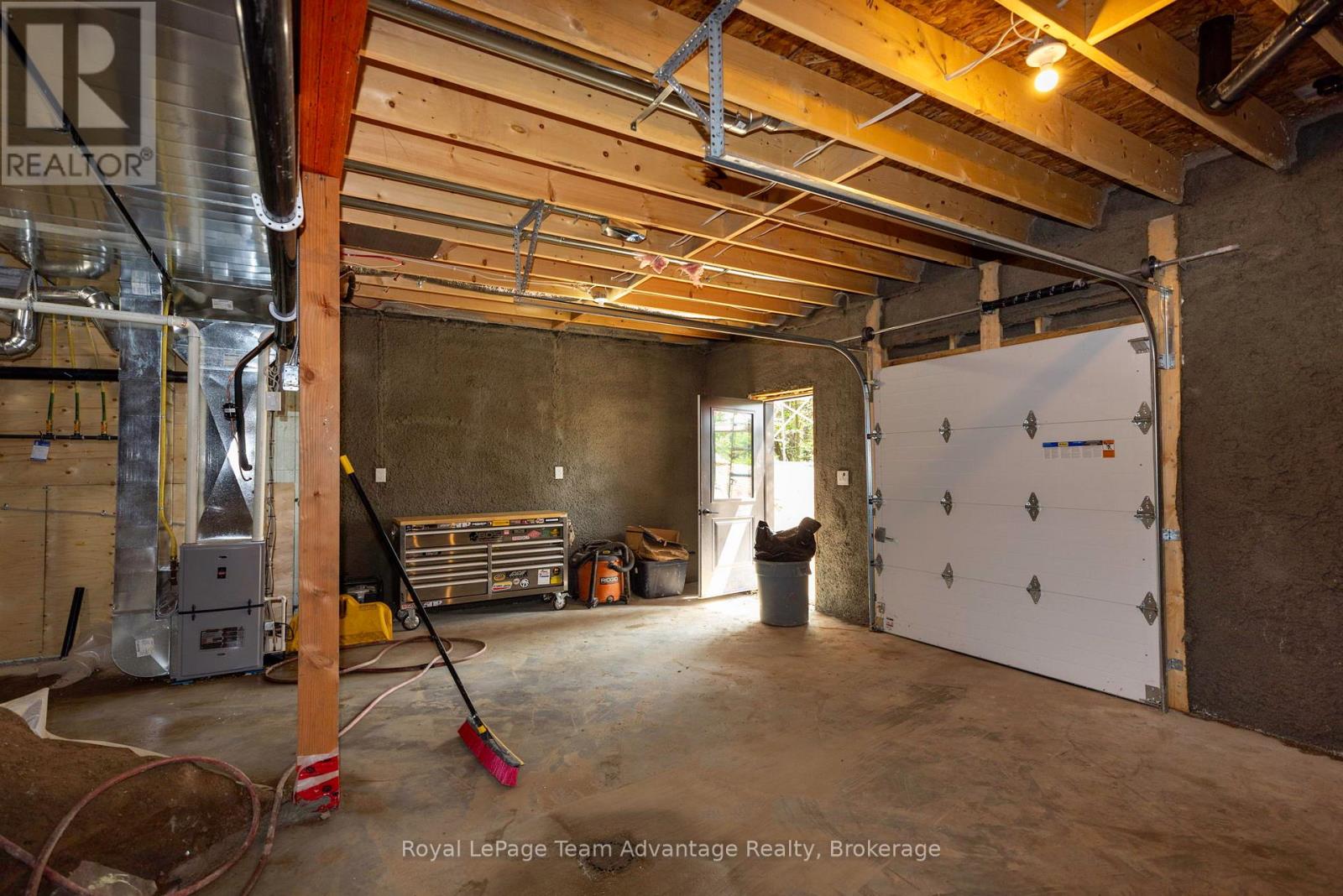 4 Old Carling Road, Carling, Ontario  P0G 1G0 - Photo 28 - X12074173