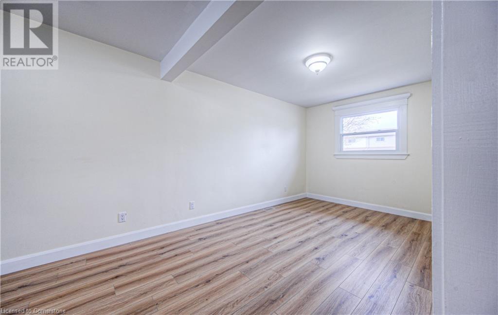 Property at 141 SEKURA Crescent image 5