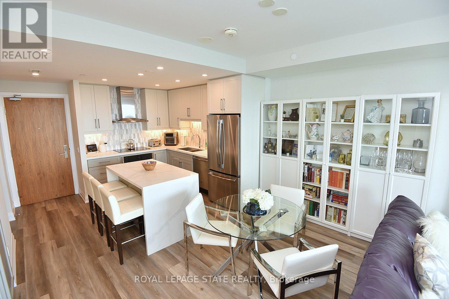 1006 - 2025 Maria Street, Burlington, Ontario  L7R 0E9 - Photo 11 - W12063623