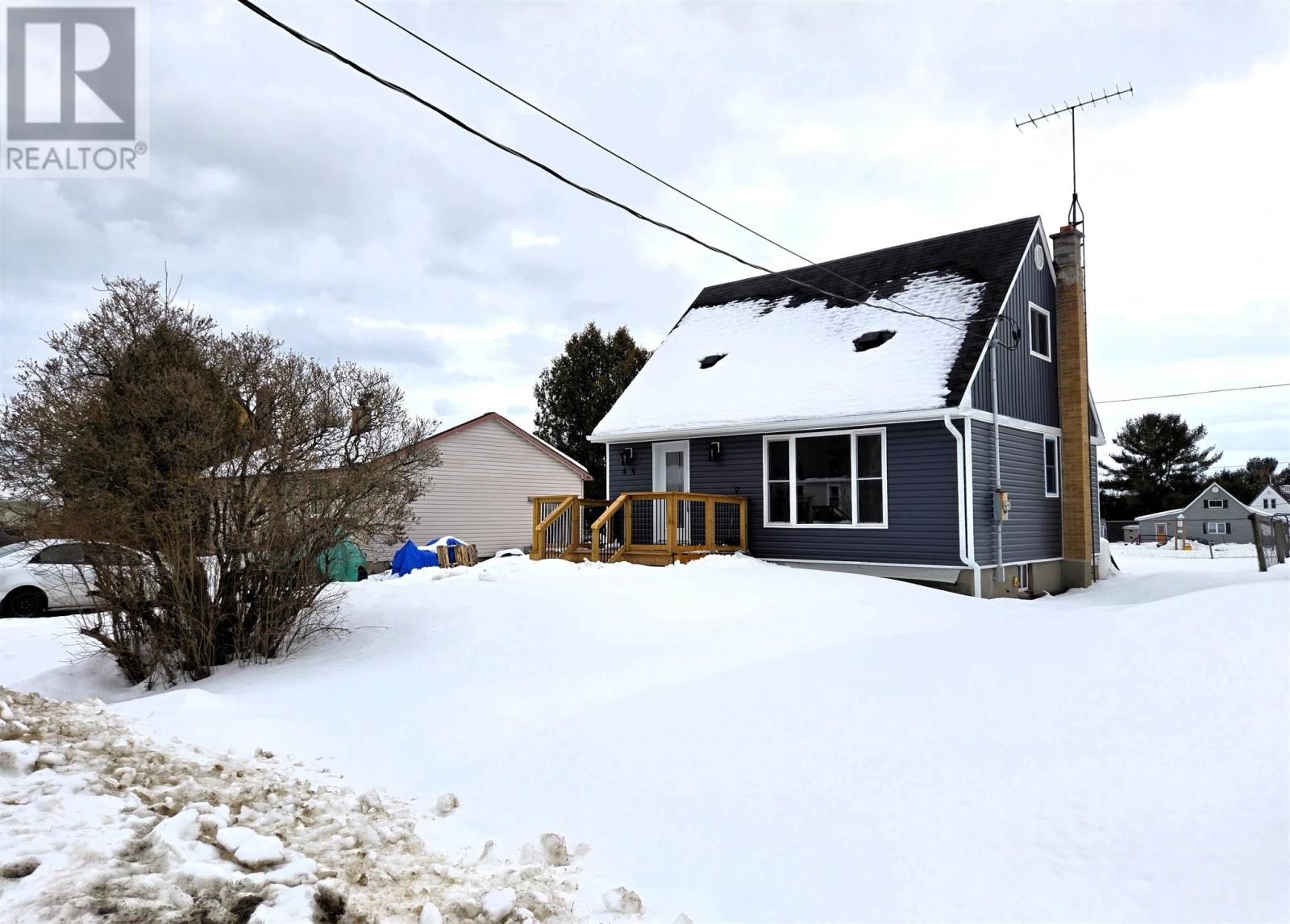 44 Lewis St, Spanish, Ontario  P0P 2A0 - Photo 16 - SM250352
