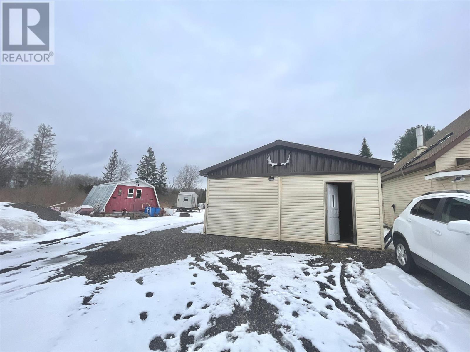 198 River Rd, Thessalon, Ontario  P0R 1L0 - Photo 5 - SM250570