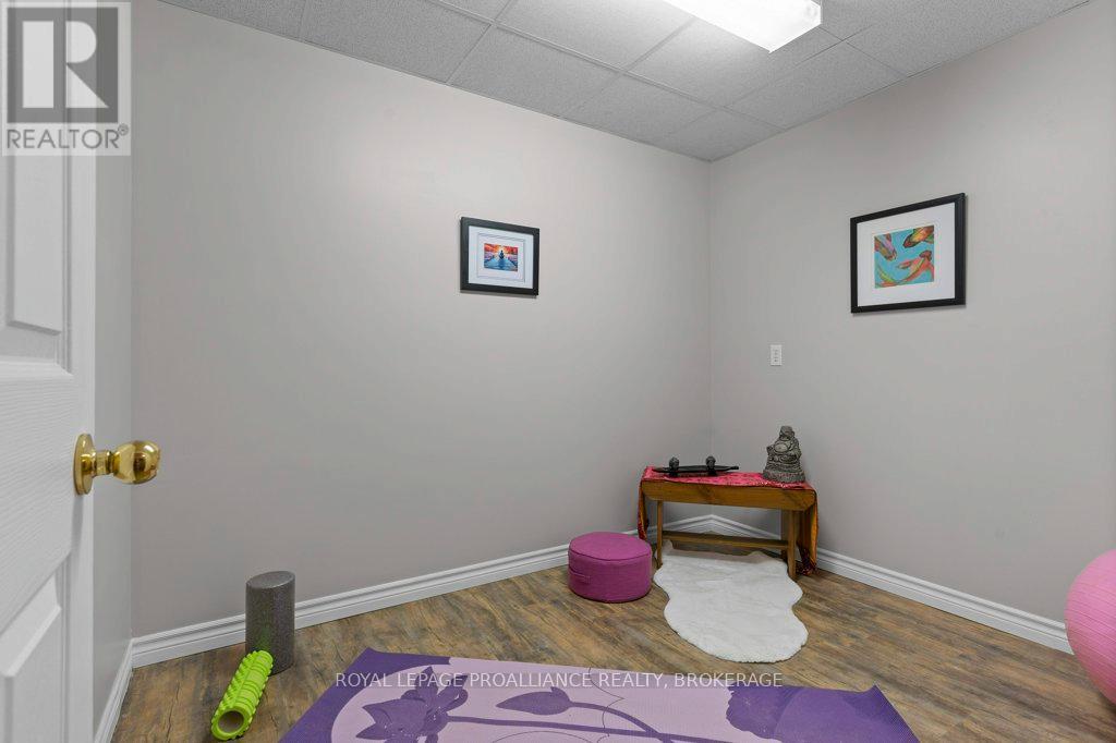 6168 Revell Road, Frontenac (Frontenac South), Ontario  K0H 2W0 - Photo 37 - X12094881