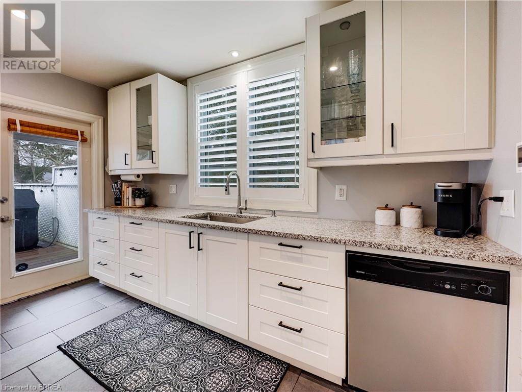 139 Washington Street, Waterford, Ontario  N0E 1Y0 - Photo 13 - 40703524
