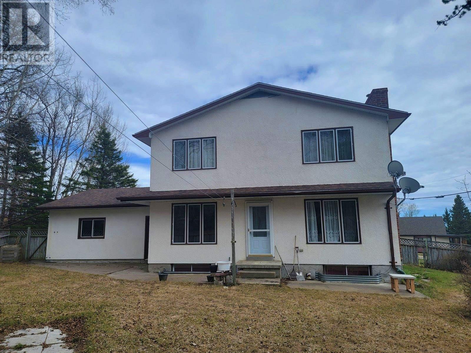 7 Lakeview Dr, Terrace Bay, Ontario  P0T 2W0 - Photo 2 - TB243578