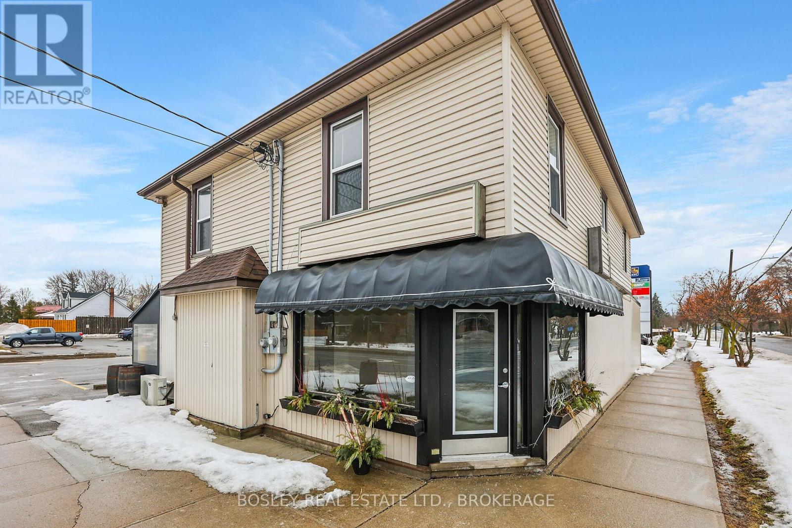 7 - 242 MARY STREET, Niagara-on-the-Lake, Ontario