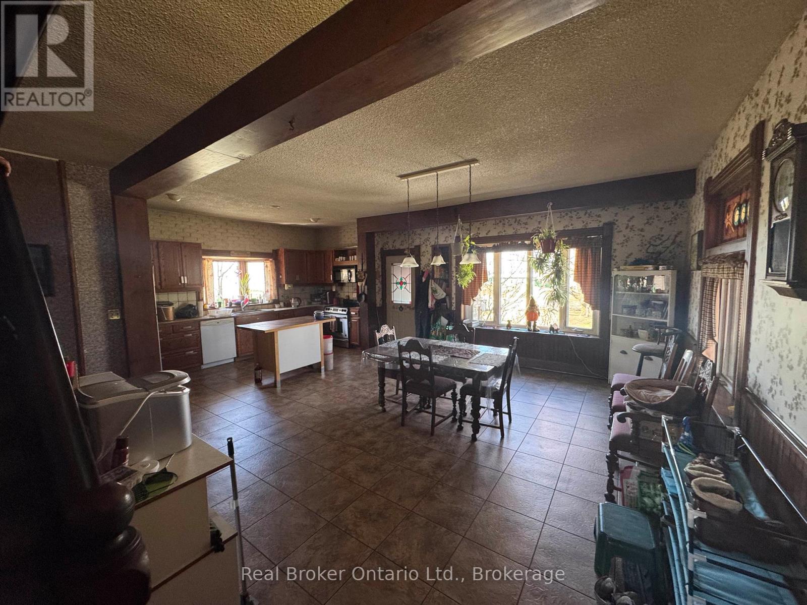 43171 Newry Road, Huron East, Ontario  N0G 1H0 - Photo 28 - X12094921