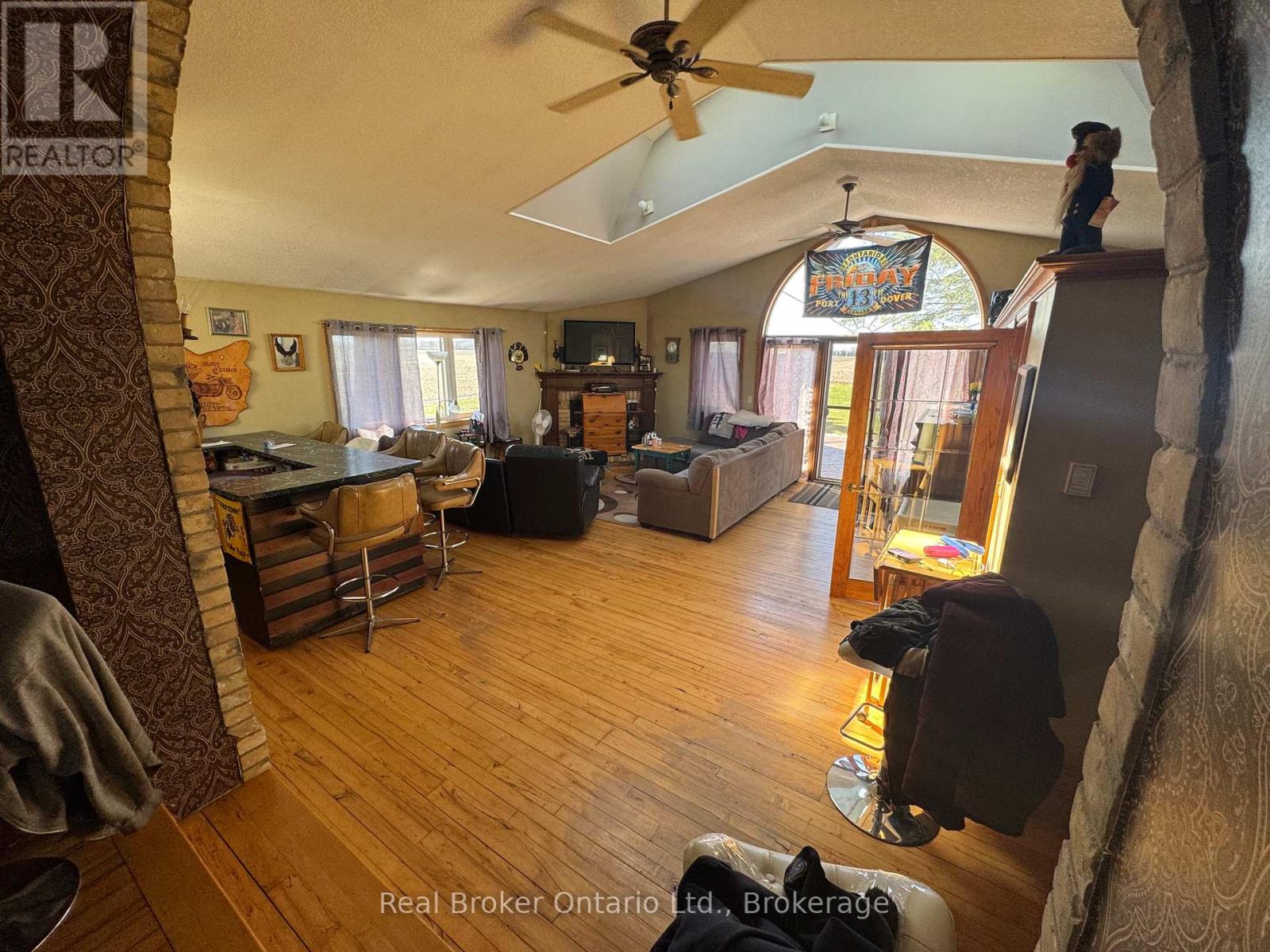 43171 Newry Road, Huron East, Ontario  N0G 1H0 - Photo 29 - X12094921
