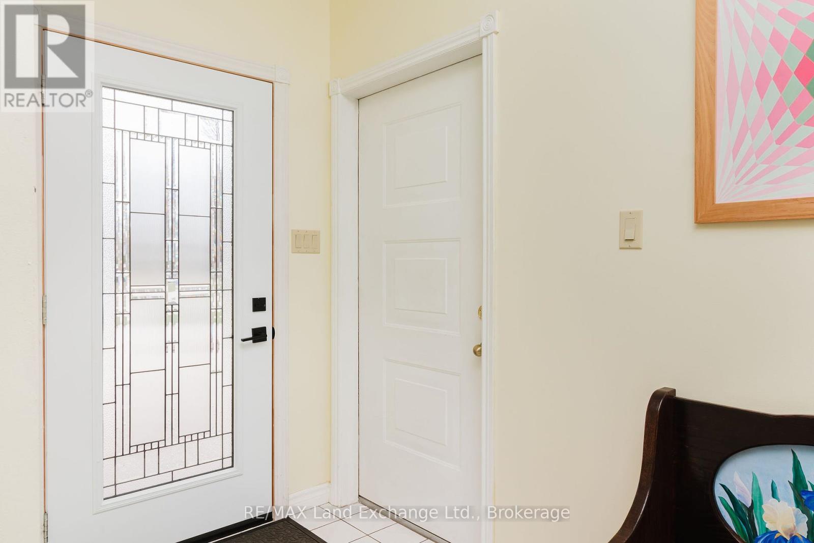 663 Ashwell Crescent, Saugeen Shores, Ontario  N0H 2C3 - Photo 3 - X12094963