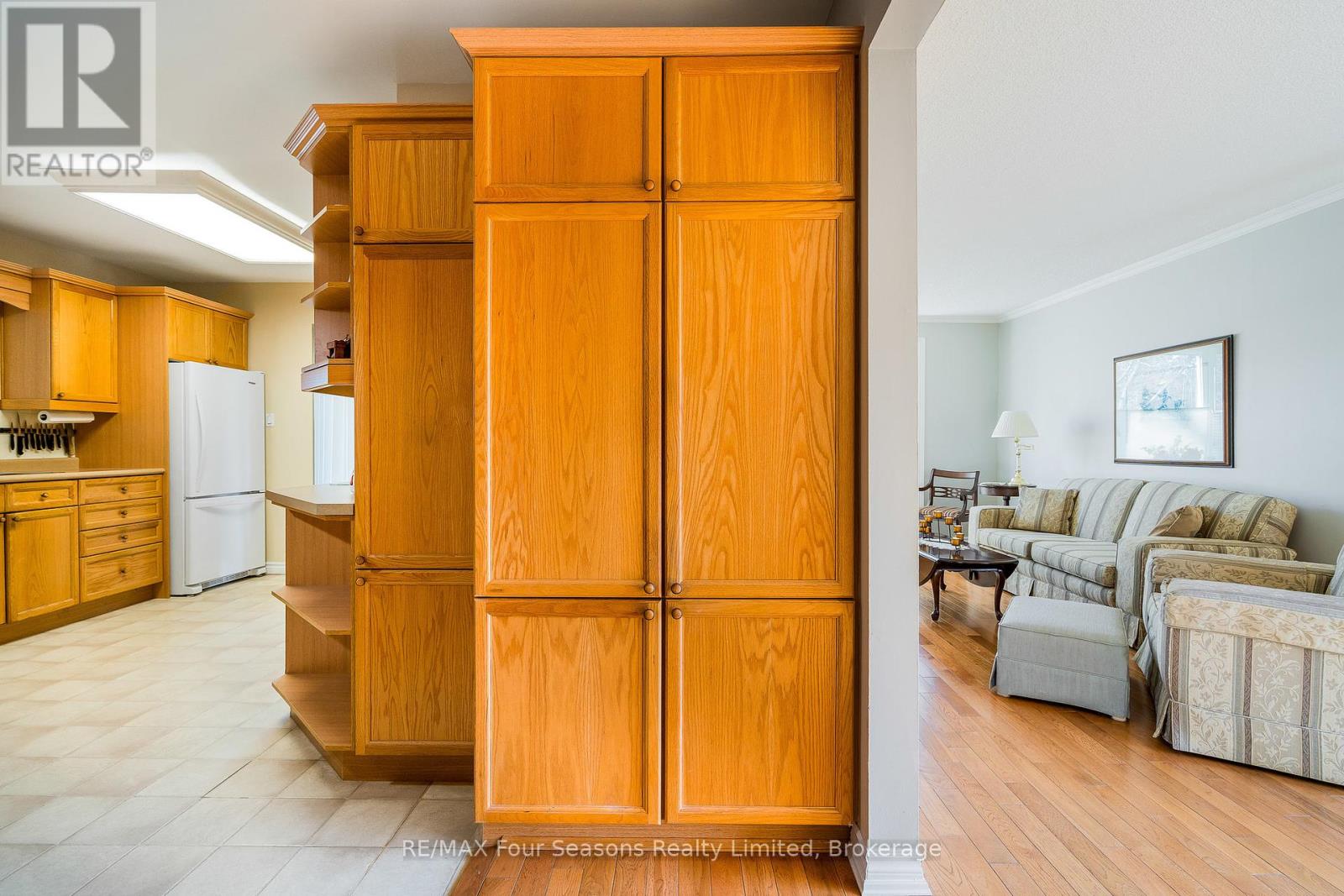126 Orchard Drive, Blue Mountains, Ontario  N0H 2P0 - Photo 14 - X12094986