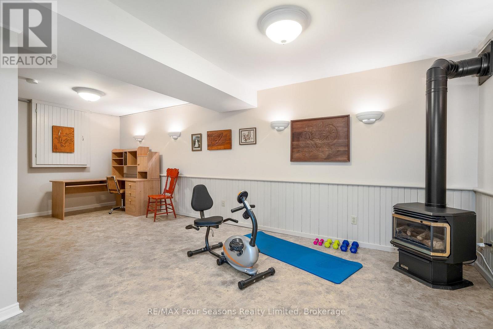 126 Orchard Drive, Blue Mountains, Ontario  N0H 2P0 - Photo 28 - X12094986