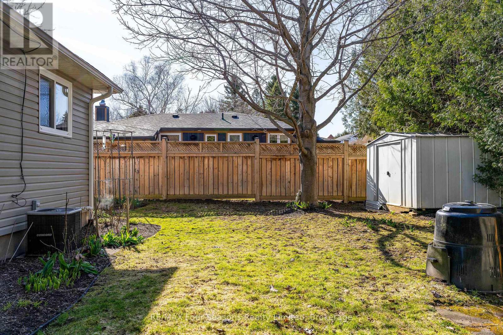 126 Orchard Drive, Blue Mountains, Ontario  N0H 2P0 - Photo 41 - X12094986