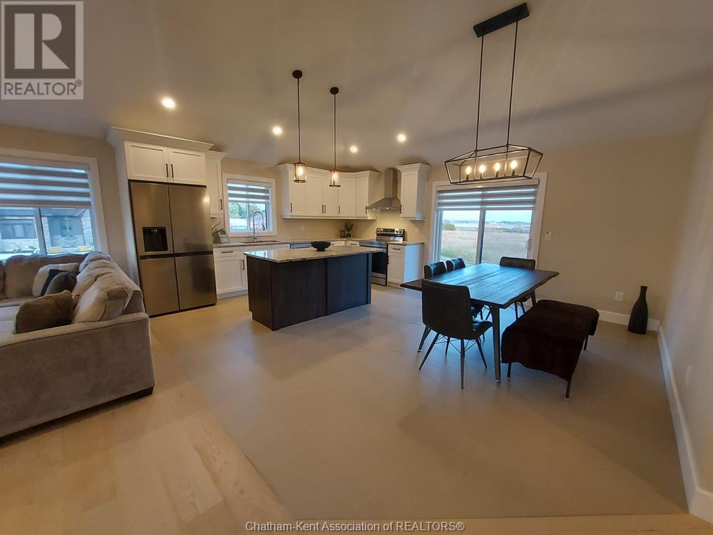 38 Sleepy Meadow Drive Unit# Upper, Blenheim, Ontario  N0P 1A0 - Photo 7 - 25008804