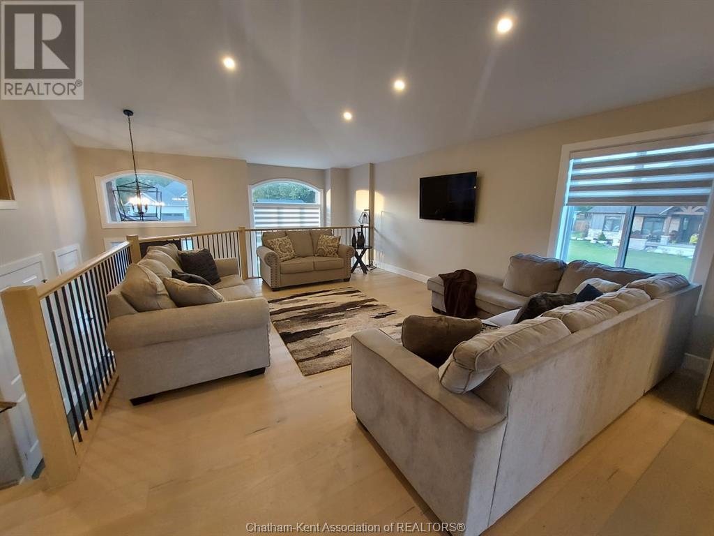 38 Sleepy Meadow Drive Unit# Upper, Blenheim, Ontario  N0P 1A0 - Photo 8 - 25008804