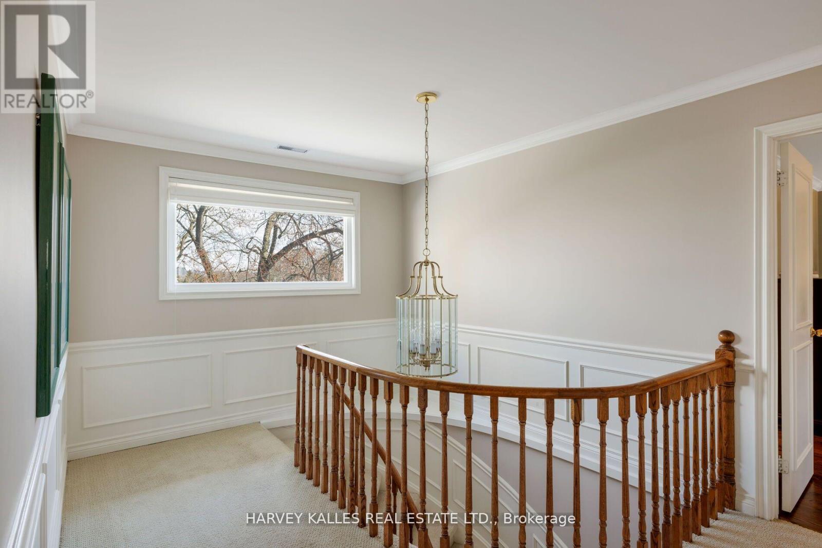 124 Abbeywood Trail, Toronto, Ontario  M3B 3B5 - Photo 21 - C12094896