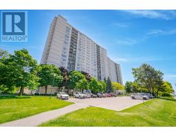 901 - 5 PARKWAY FOREST DRIVE, Toronto, Ontario
