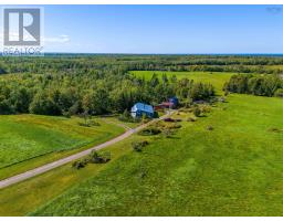 319 McAuley Road, Hedgeville, Ca