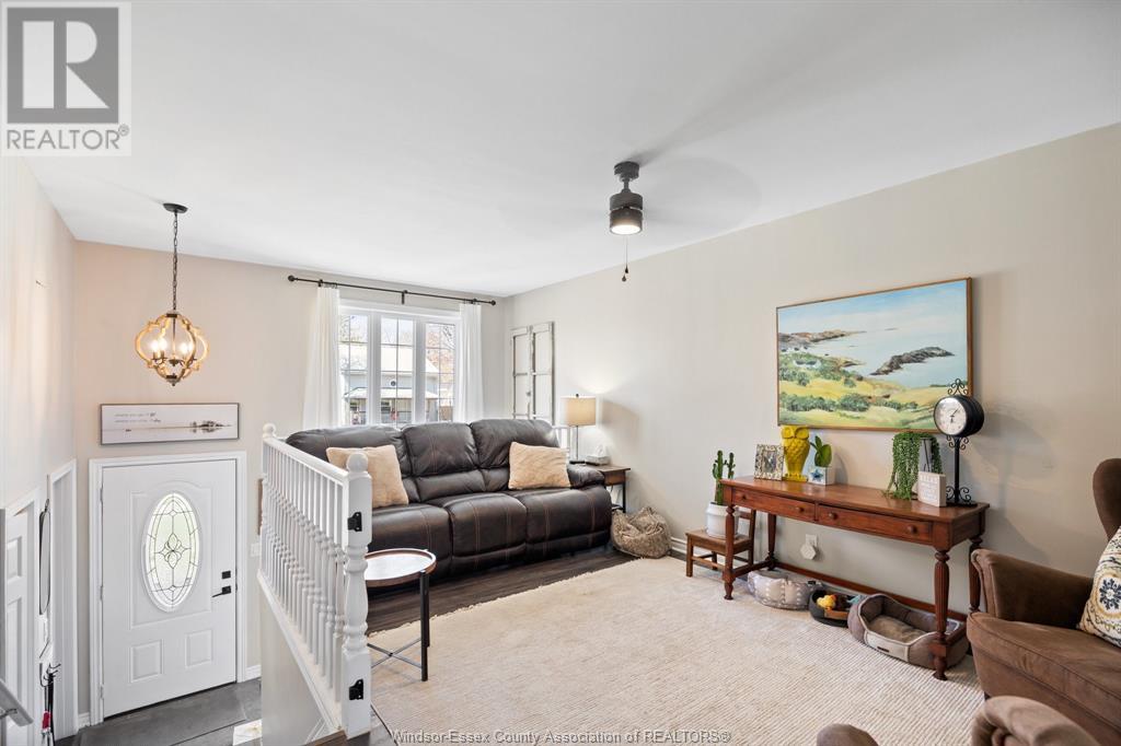 Property at 992 Bridge AVENUE image 4