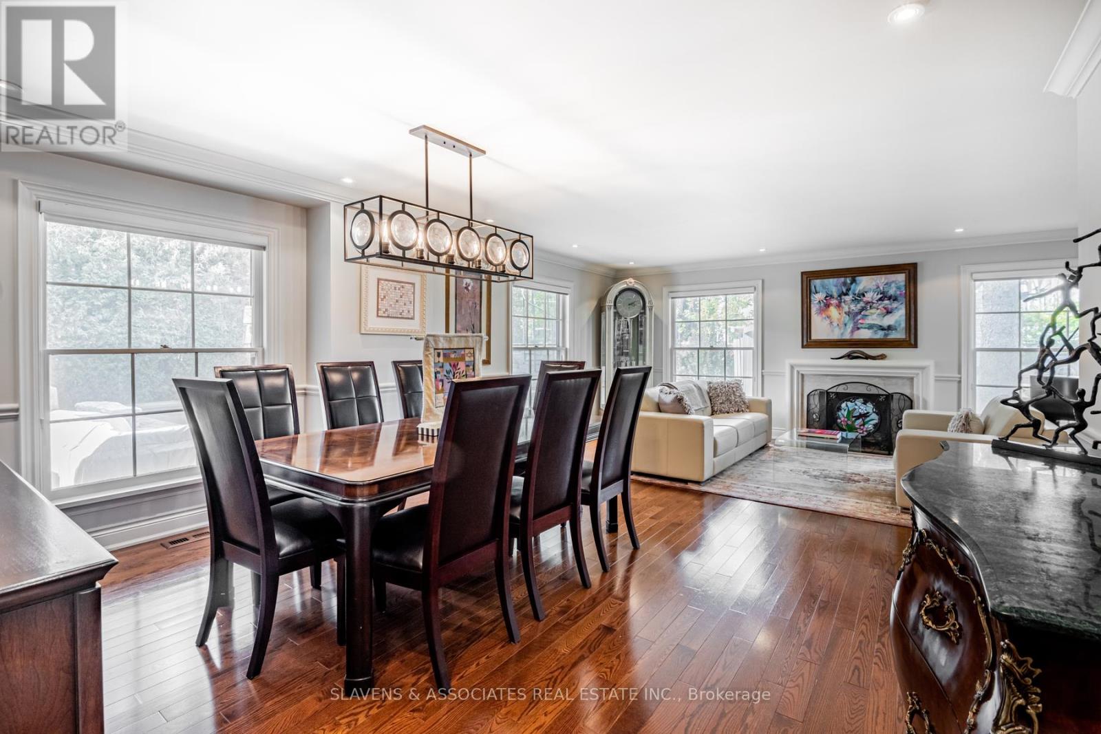 Property at 18 HAMMOK CRESCENT image 3