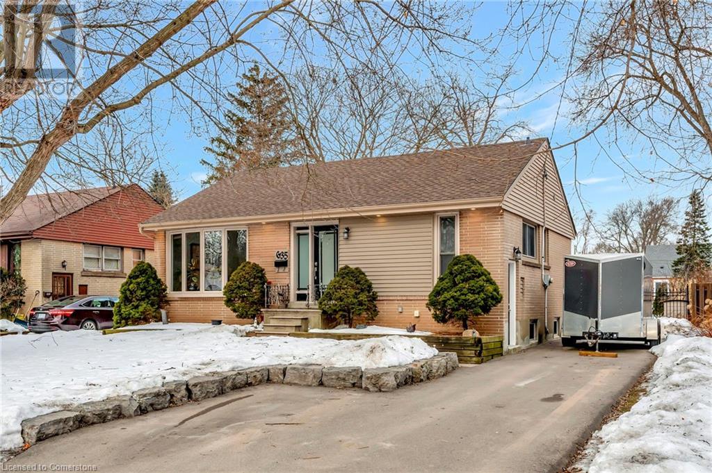 Property at 635 INVERNESS Avenue image 4
