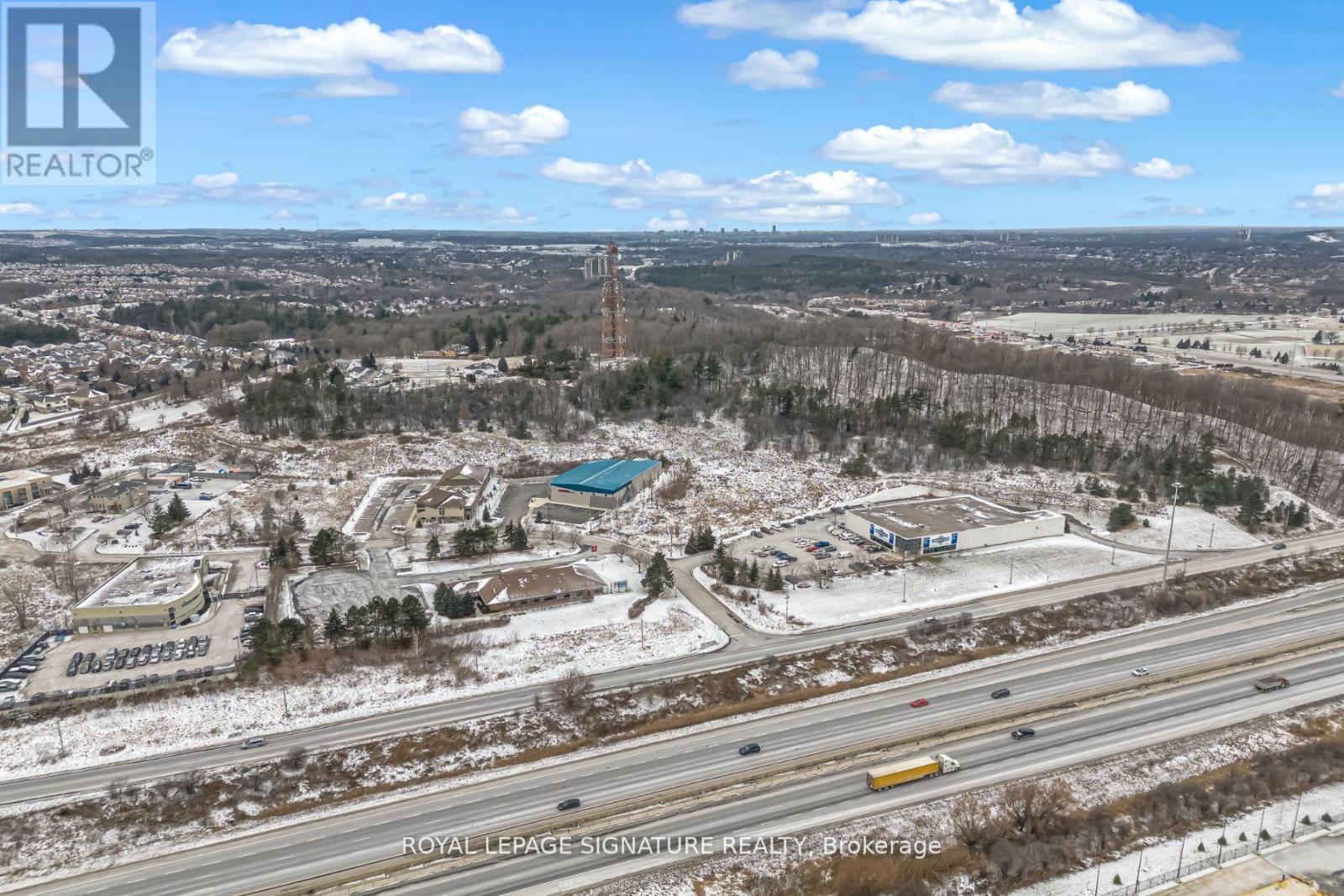 6 Executive Place, Kitchener, Ontario  N2P 2N4 - Photo 21 - X12094911