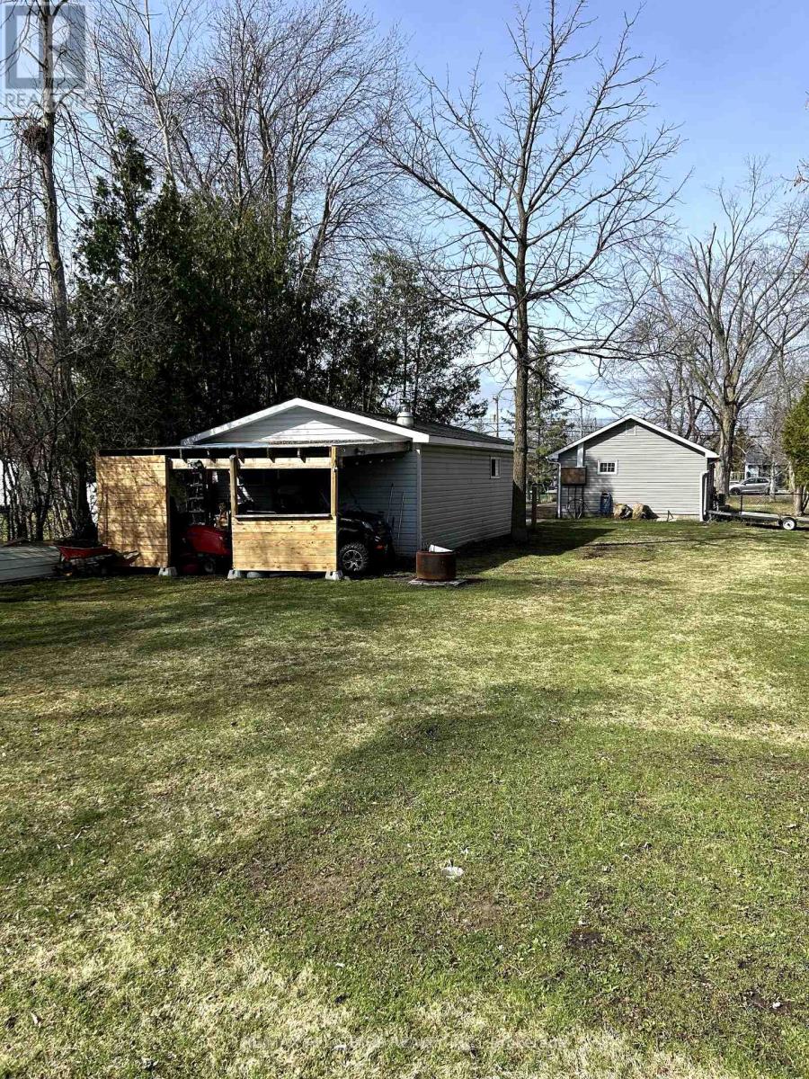23495 Lakeridge Road, Brock, Ontario  L0E 1E0 - Photo 3 - N12093650