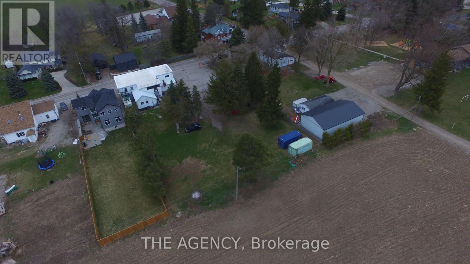 3215 Roseville Road, North Dumfries, Ontario  N0B 1E0 - Photo 46 - X12093314