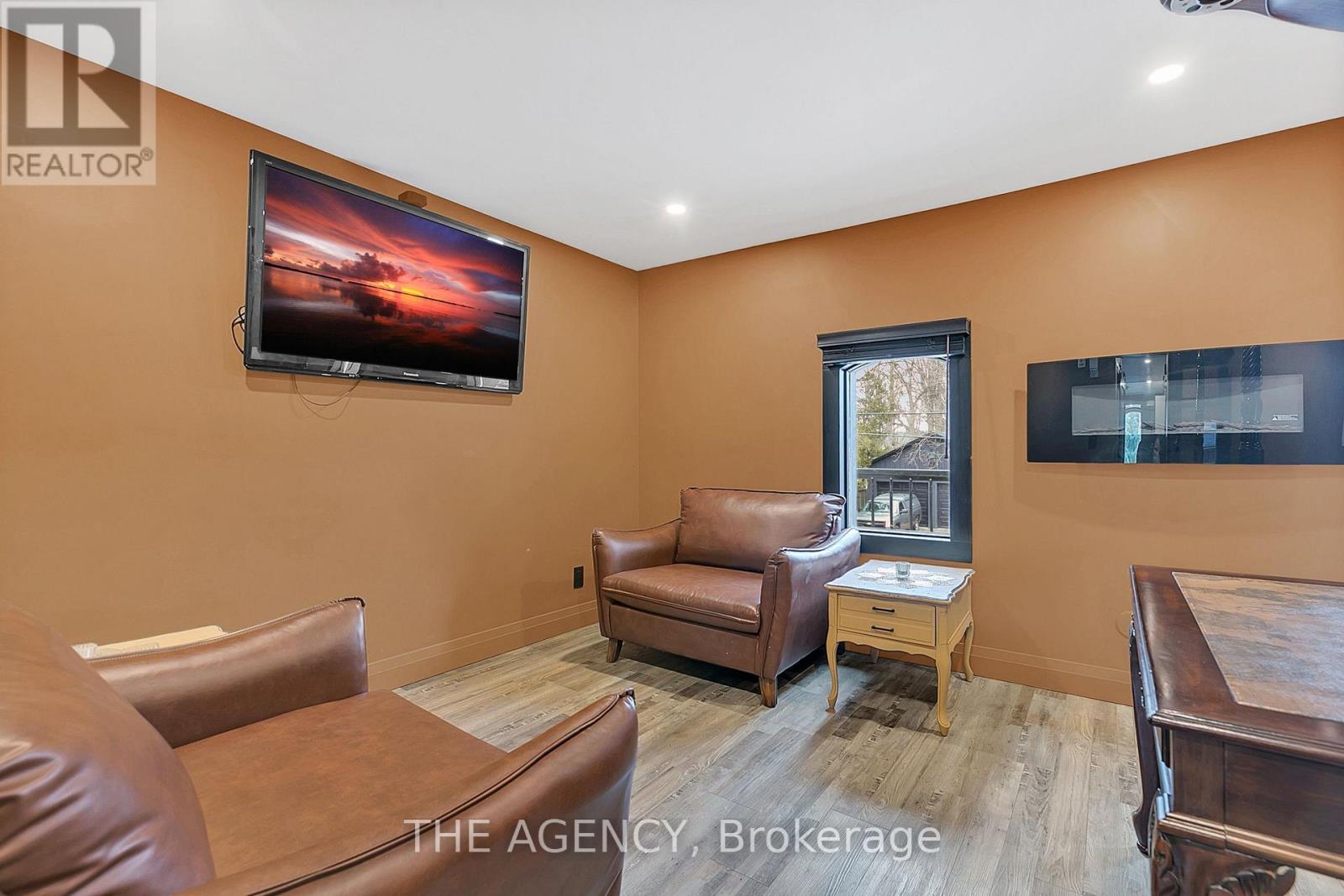 3215 Roseville Road, North Dumfries, Ontario  N0B 1E0 - Photo 28 - X12093314