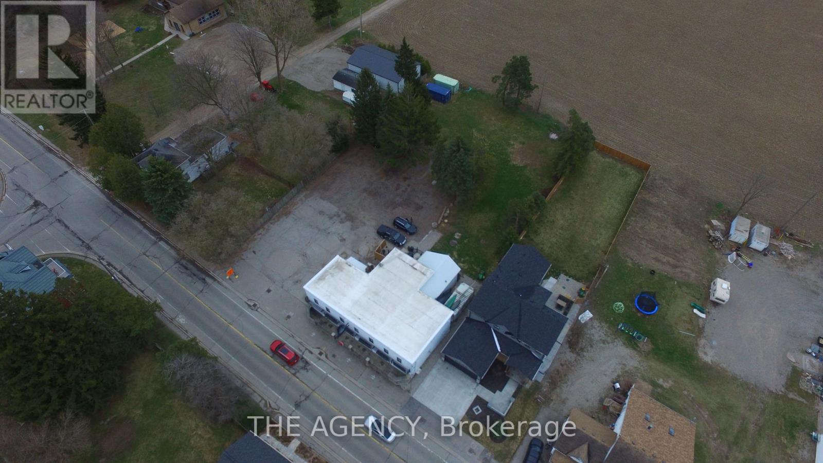 3215 Roseville Road, North Dumfries, Ontario  N0B 1E0 - Photo 47 - X12093314