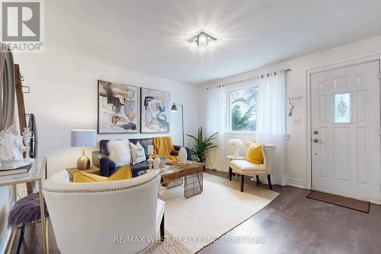 Property at 14 BYNG AVENUE image 4
