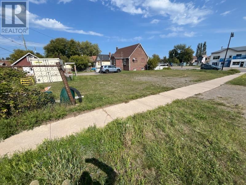 501 May St N, Thunder Bay, Ontario  P7C 3R7 - Photo 3 - TB250431