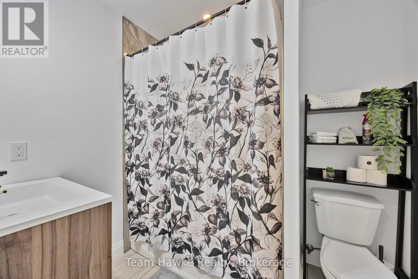 203 Robert Street W, Penetanguishene, Ontario  L9M 1P8 - Photo 28 - S12086920
