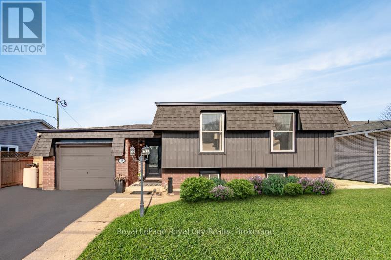 Property at 18 ISLINGTON AVENUE image 2