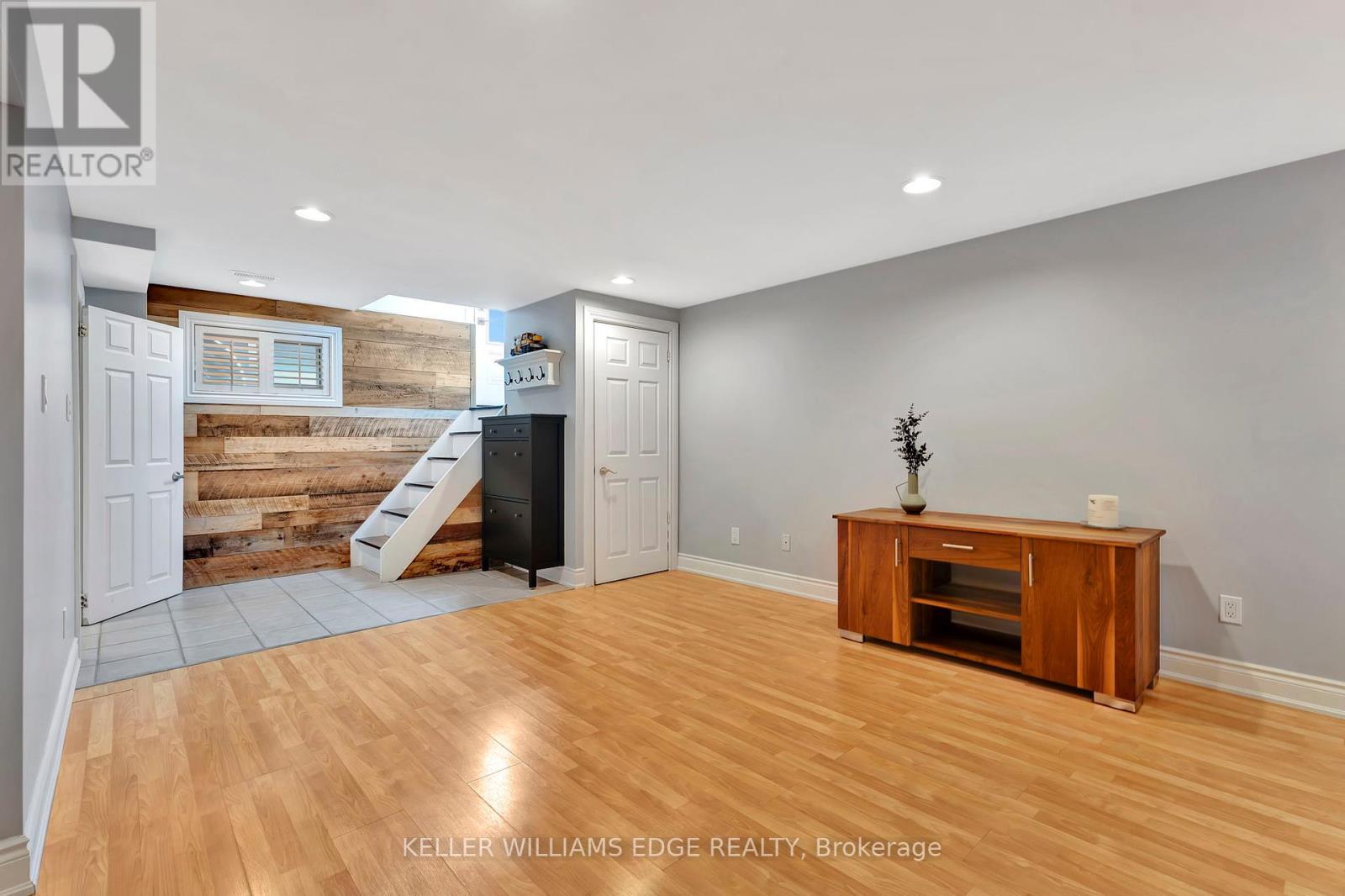 635 Inverness Avenue, Burlington (Lasalle), Ontario  L7T 3S9 - Photo 20 - W12011903