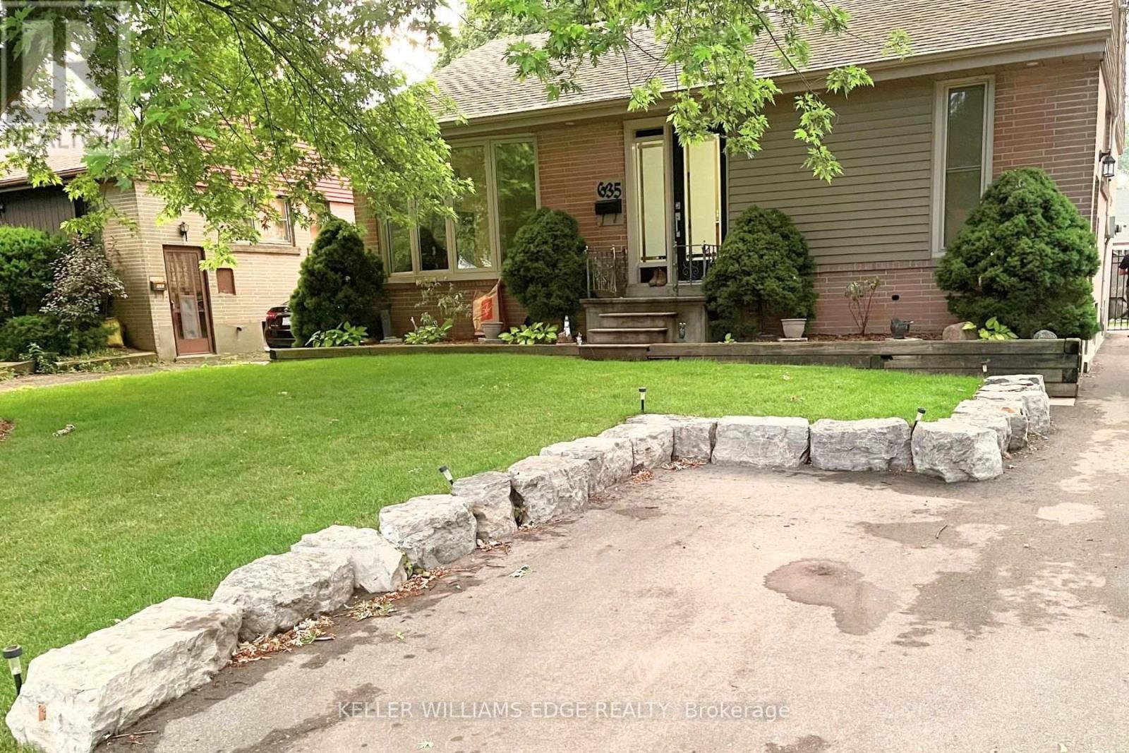 635 Inverness Avenue, Burlington (Lasalle), Ontario  L7T 3S9 - Photo 31 - W12011903