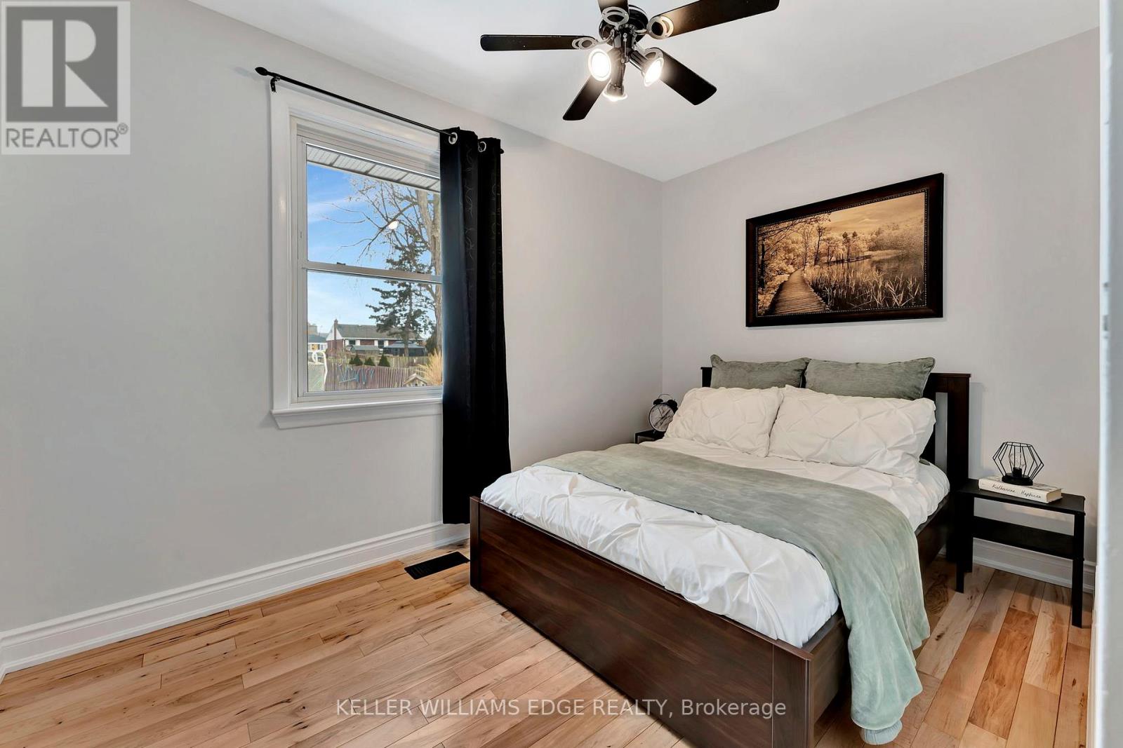 635 Inverness Avenue, Burlington (Lasalle), Ontario  L7T 3S9 - Photo 16 - W12011903