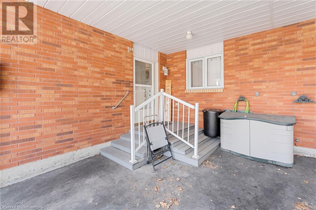 Property at 31 KINROSS ST Street Unit# 8 image 5