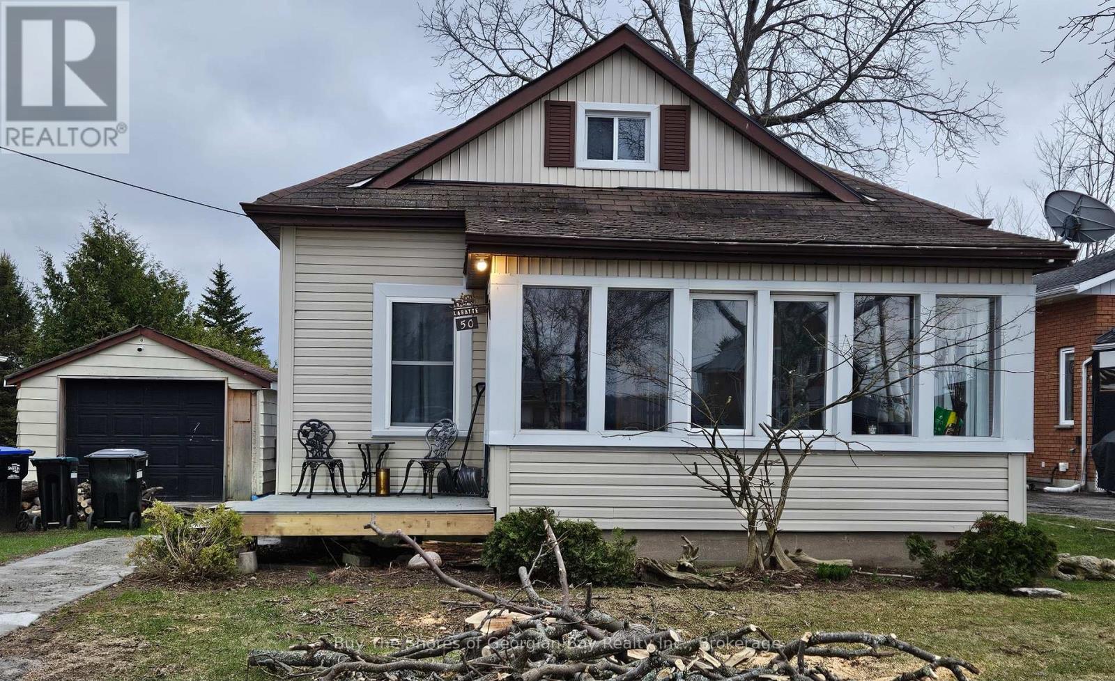Property at 50 POYNTZ STREET image 2