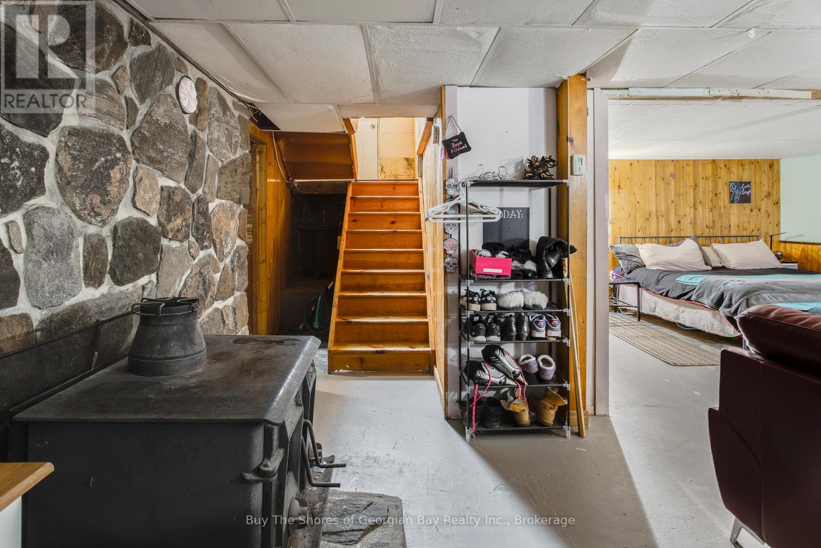 50 Poyntz Street, Penetanguishene, Ontario  L9M 1N6 - Photo 23 - S11927192