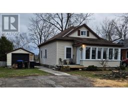 50 POYNTZ STREET, Penetanguishene, Ontario