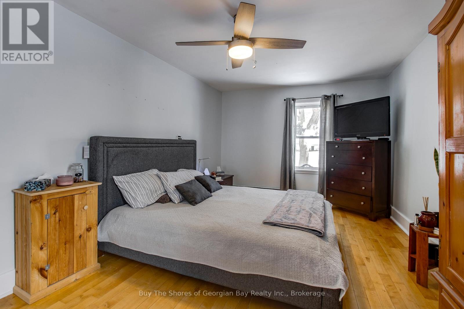 50 Poyntz Street, Penetanguishene, Ontario  L9M 1N6 - Photo 12 - S11927192