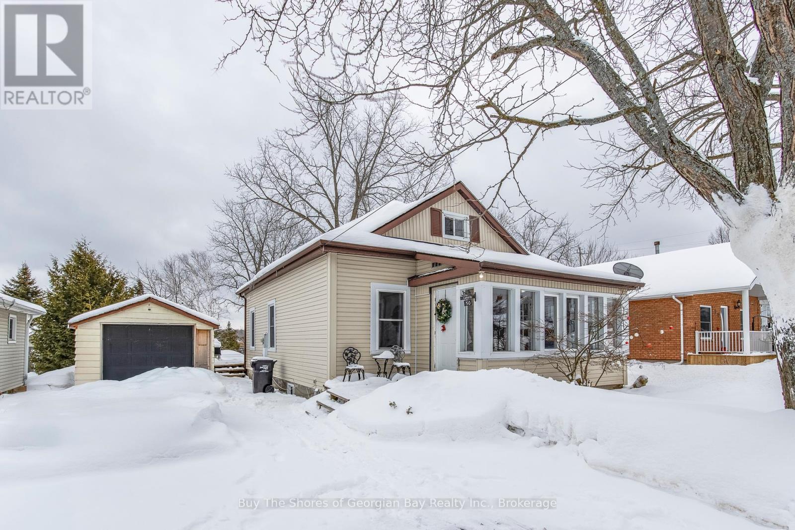 50 Poyntz Street, Penetanguishene, Ontario  L9M 1N6 - Photo 38 - S11927192